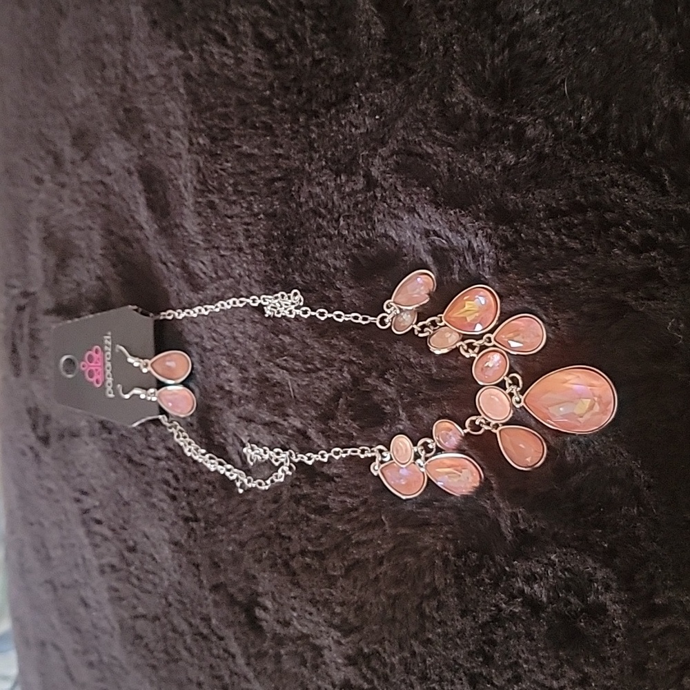 New! Necklace and Earrings Set